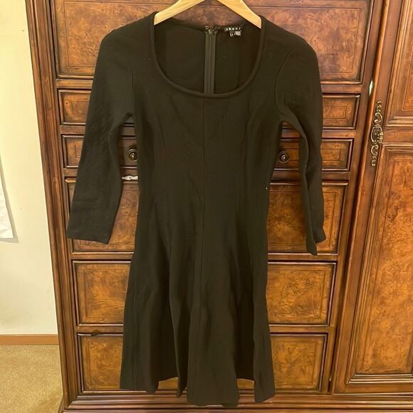 Theory long sleeve black dress - Picture 1 of 9